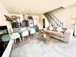 Fabulous Apartment AC Lovely Terrace 10 min Paris